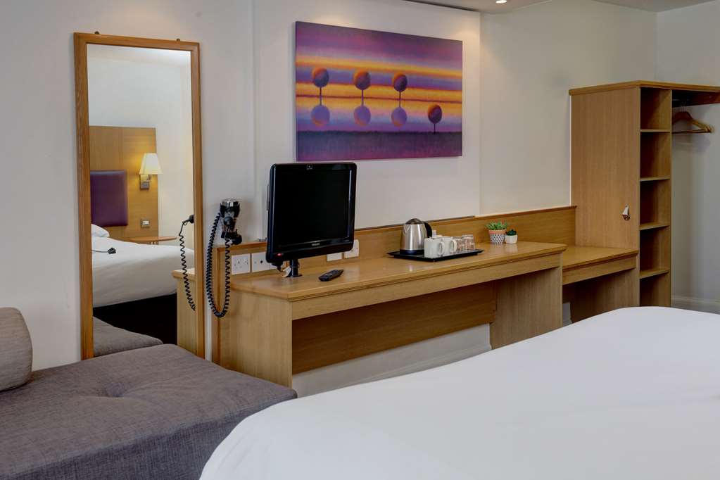 Orchid Epsom, Sure Hotel Collection by Best Western-guestroom-Guest Room,Guest Room Amenity,On-Site.jpg