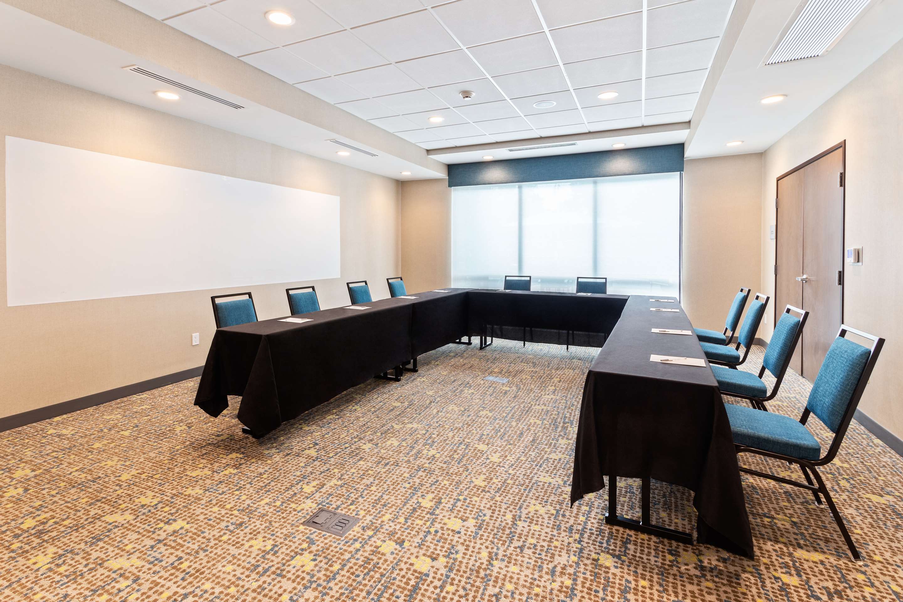 Meeting Room | Hampton Inn & Suites Alachua I-75, FL