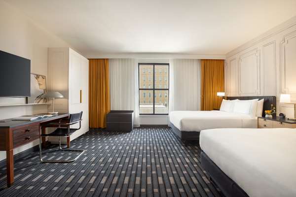 2QN MOBILITY/HEARING ACC W/BATHTUB CORNER