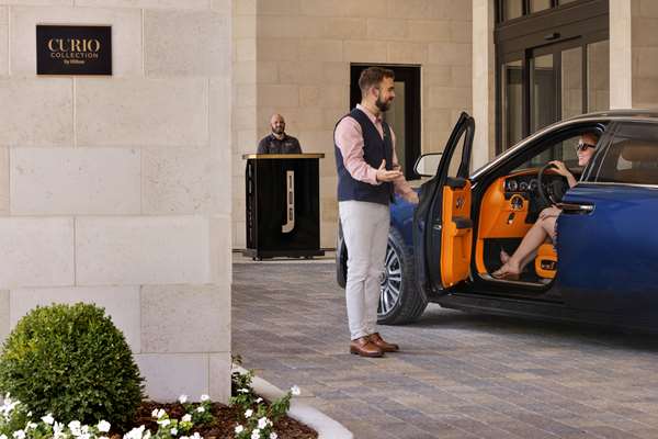 106 Jefferson Huntsville, Curio Collection by Hilton