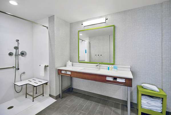  - Hampton Inn Abingdon - I-81, Exit 17