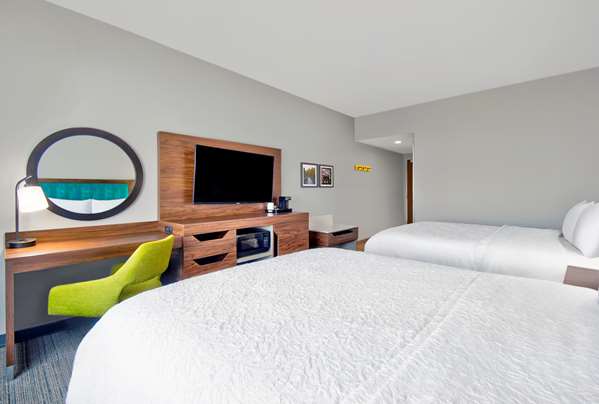  - Hampton Inn Abingdon - I-81, Exit 17