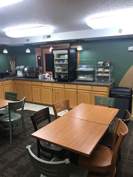 Amenities - SureStay Plus Hotel by Best Western Litchfield