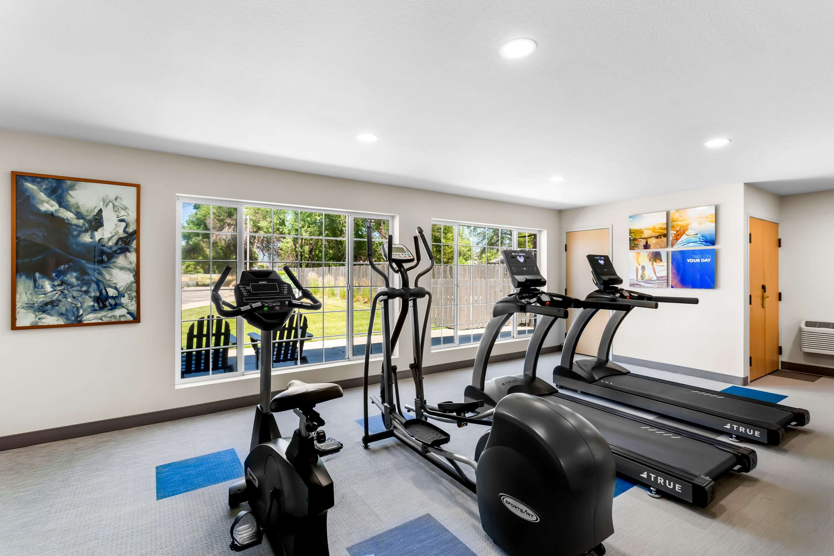 Fitness center | Comfort Inn & Suites