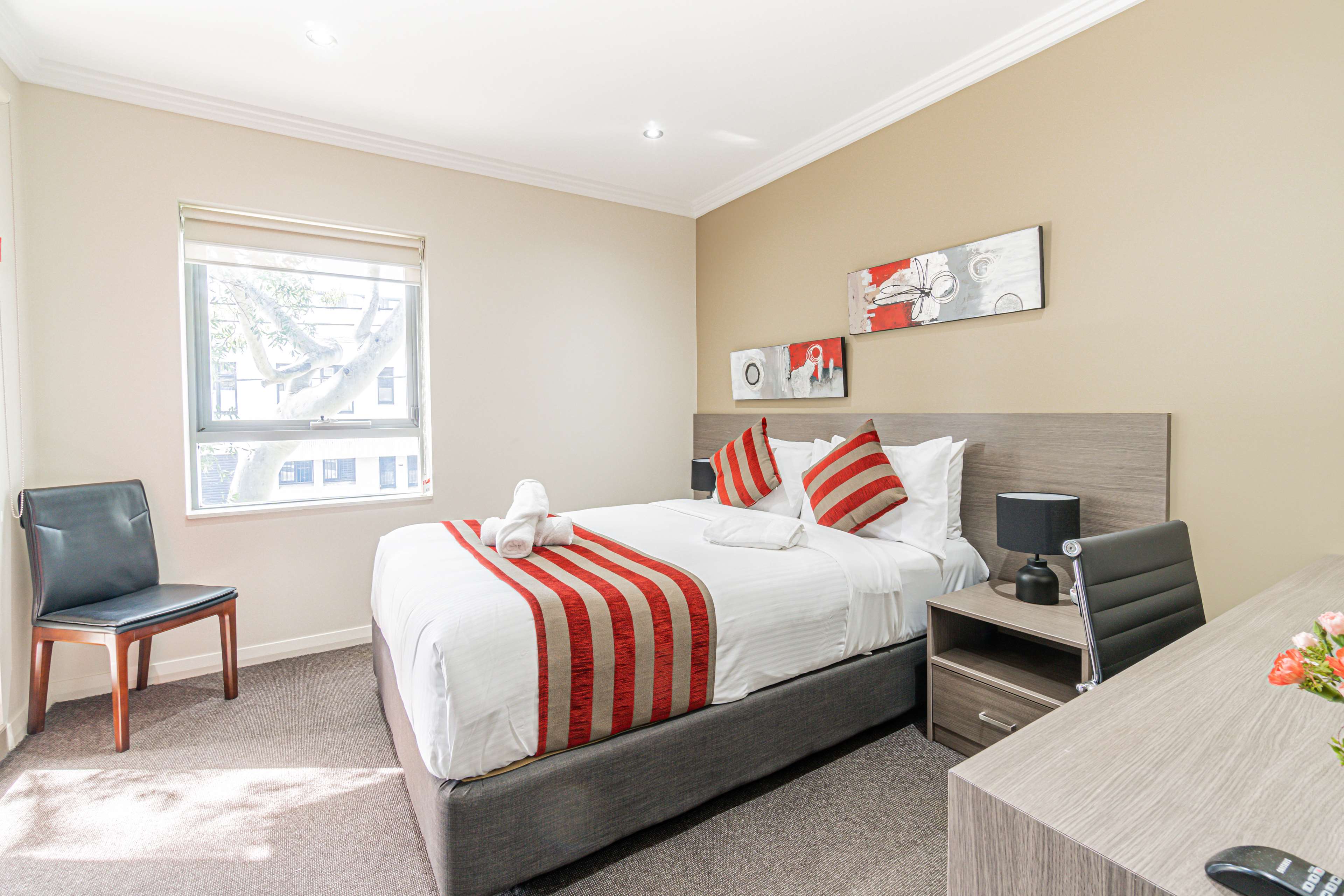 Best Western Plus Camperdown Suites Room Type - 1 Queen Bed, Non-Smoking, Deluxe Room, Balcony, Kitchenette, Wi-Fi, Air-Conditioned Best Western Plus Camperdown Suites Room Type - 1 Queen Bed, Non-Smoking, Deluxe Room, Balcony, Kitchenette, Wi-Fi, Air-Conditioned