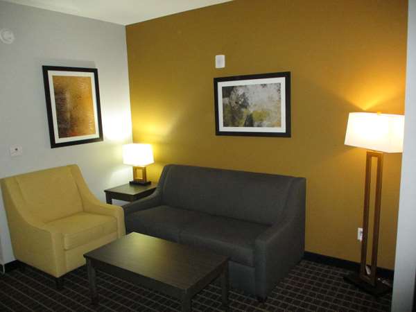 Suite - Best Western Plus Regency Park Hotel Walker