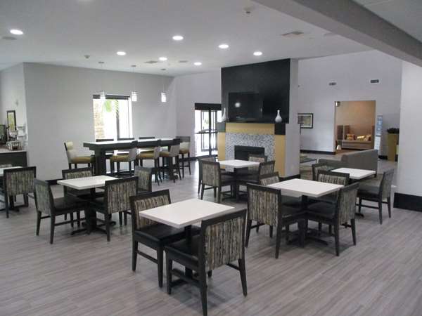 Amenities - Best Western Plus Regency Park Hotel Walker