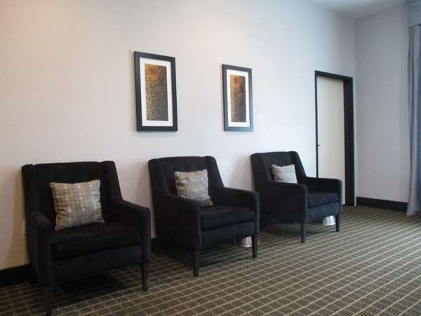 Bar - Best Western Plus Regency Park Hotel Walker