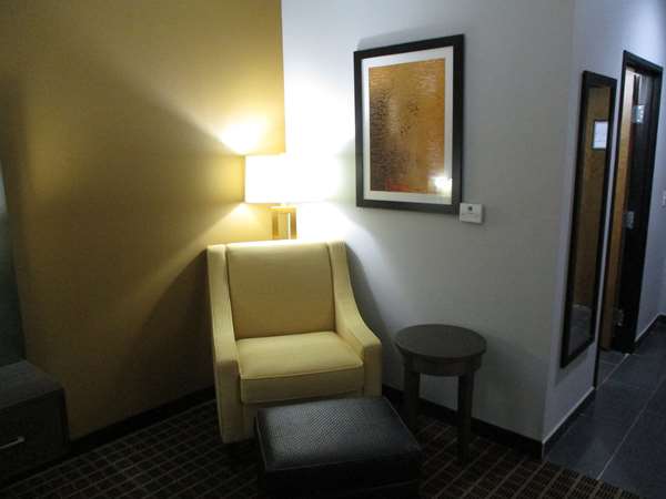  - Best Western Plus Regency Park Hotel Walker