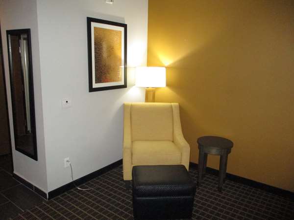  - Best Western Plus Regency Park Hotel Walker