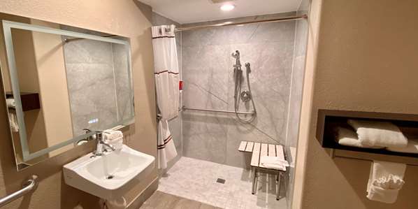  - SureStay Hotel by Best Western Santa Cruz