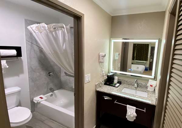  - SureStay Hotel by Best Western Santa Cruz