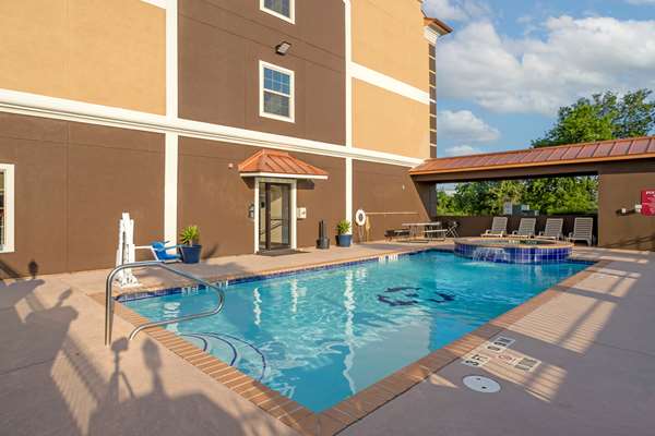 Pool - Best Western Texas City Hotel