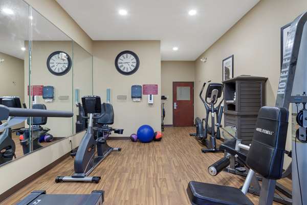 Fitness/ Exercise Room - Best Western Texas City Hotel