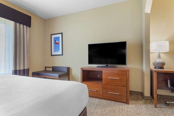 Suite - Best Western Texas City Hotel