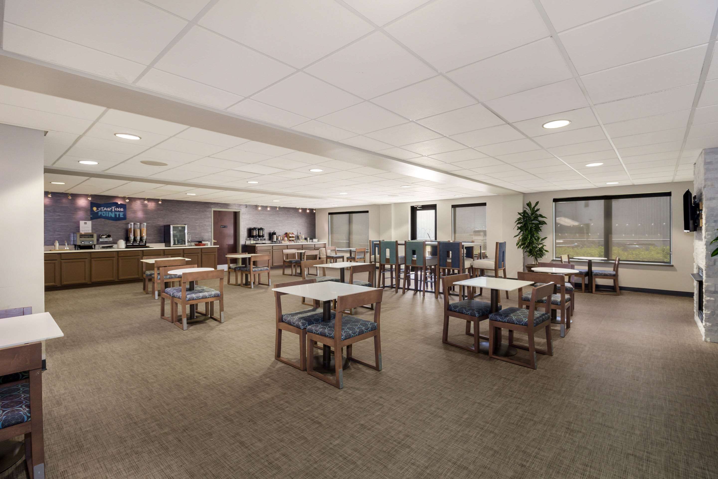 Breakfast area