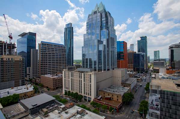  - Tommie Hotel Downtown Austin - I-35, Exit 234B