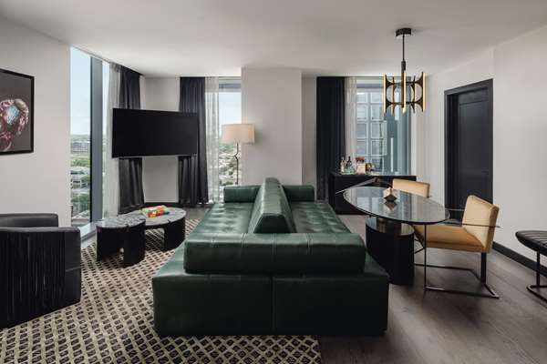 Suite - Thompson Hotel Downtown Austin - I-35, Exit 234B