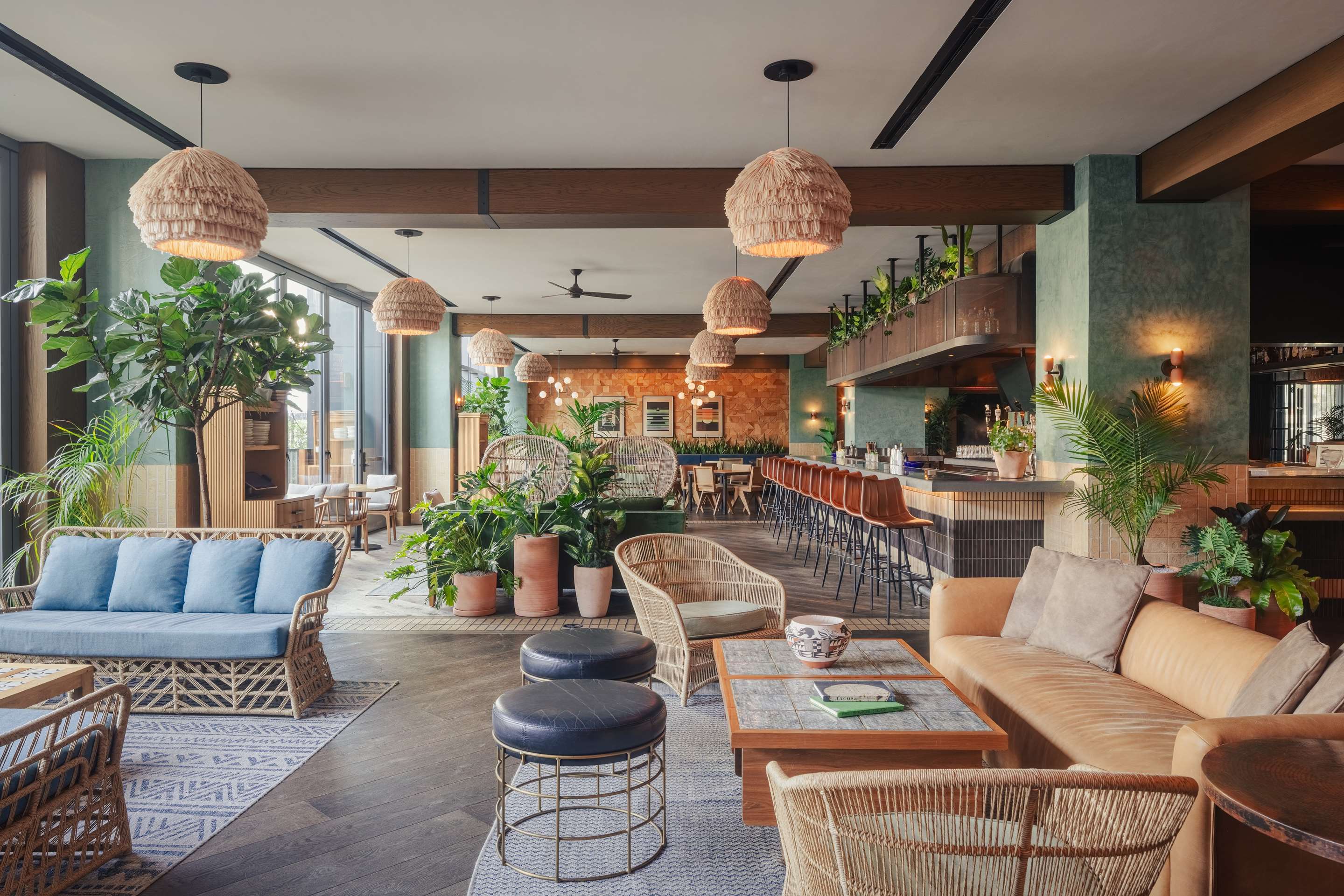 Bar Lounge | Thompson Austin