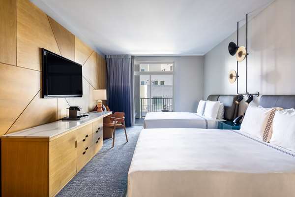  - Shay Hotel Culver City - I-10, Exit 6