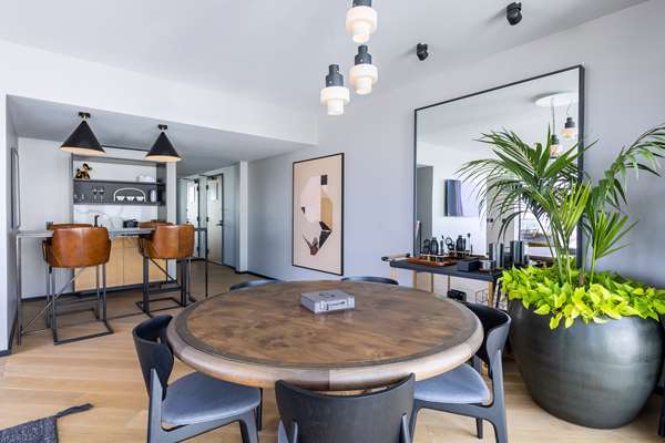 Suite - Shay Hotel Culver City - I-10, Exit 6