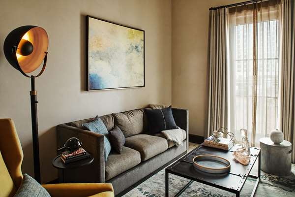 Suite - Hotel Figueroa Los Angeles