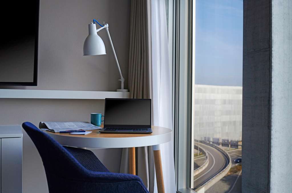 HYATT PLACE ZURICH AIRPORT THE CIRCLE - Photo 15