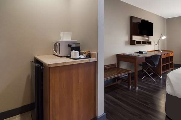  - Canadas Best Value Inn & Suites Kamloops