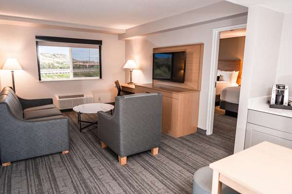 Suite - Aiden Hotel by Best Western Golden - I-70, Exit 262