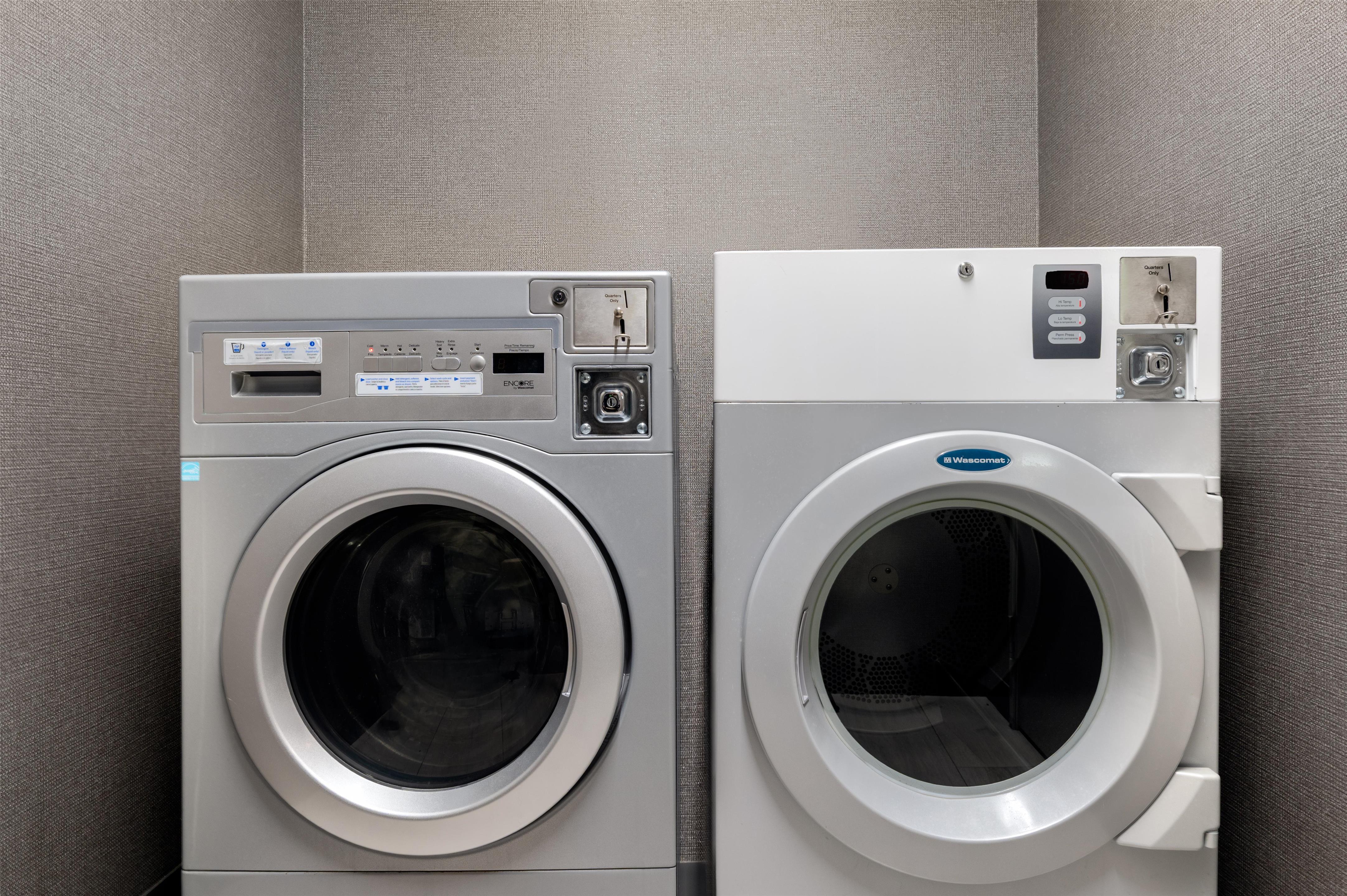 Laundry | Hampton Inn & Suites Ypsilanti