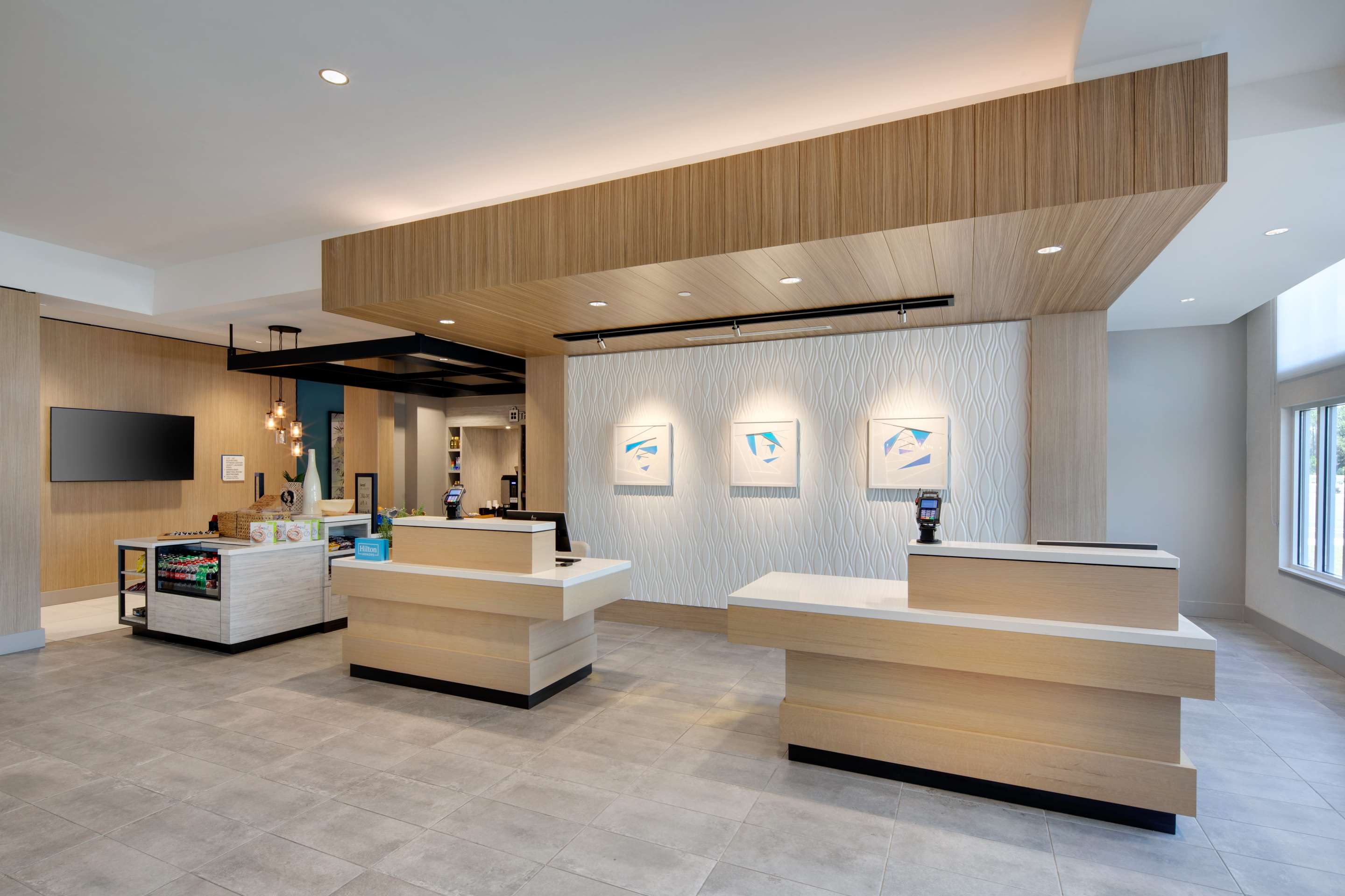 Reception | Hilton Garden Inn Panama City Airport
