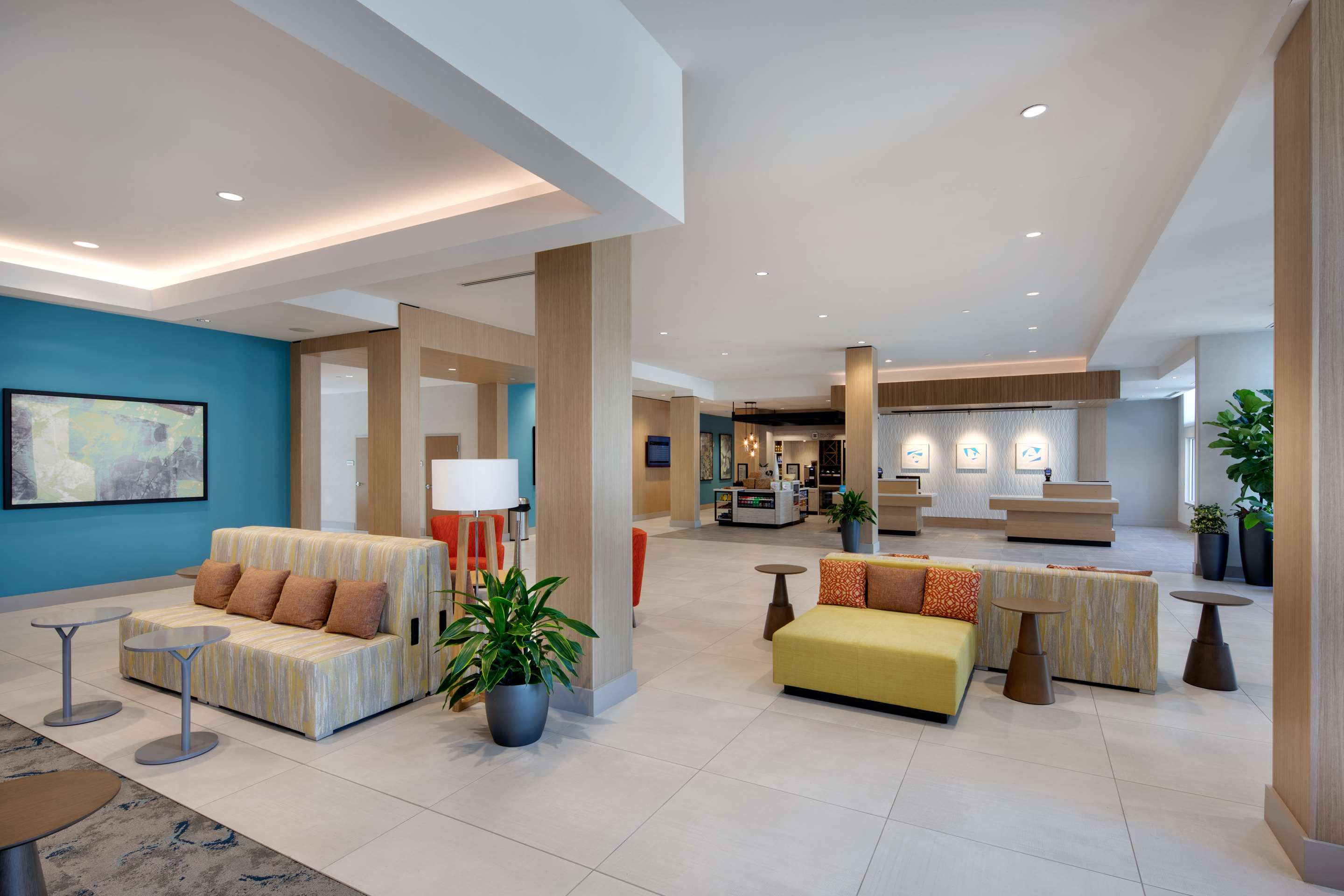 Reception | Hilton Garden Inn Panama City Airport