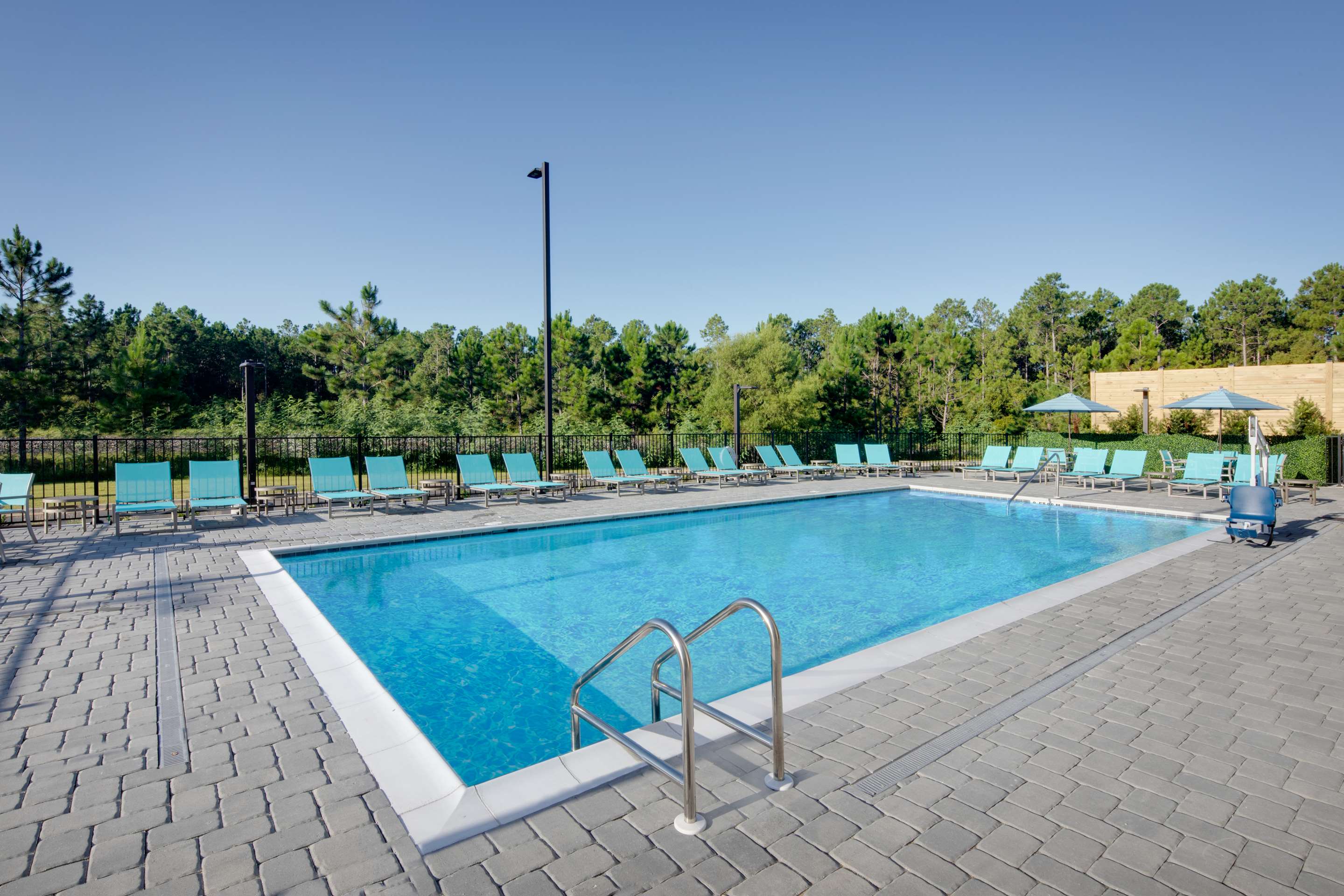 Pool | Hilton Garden Inn Panama City Airport