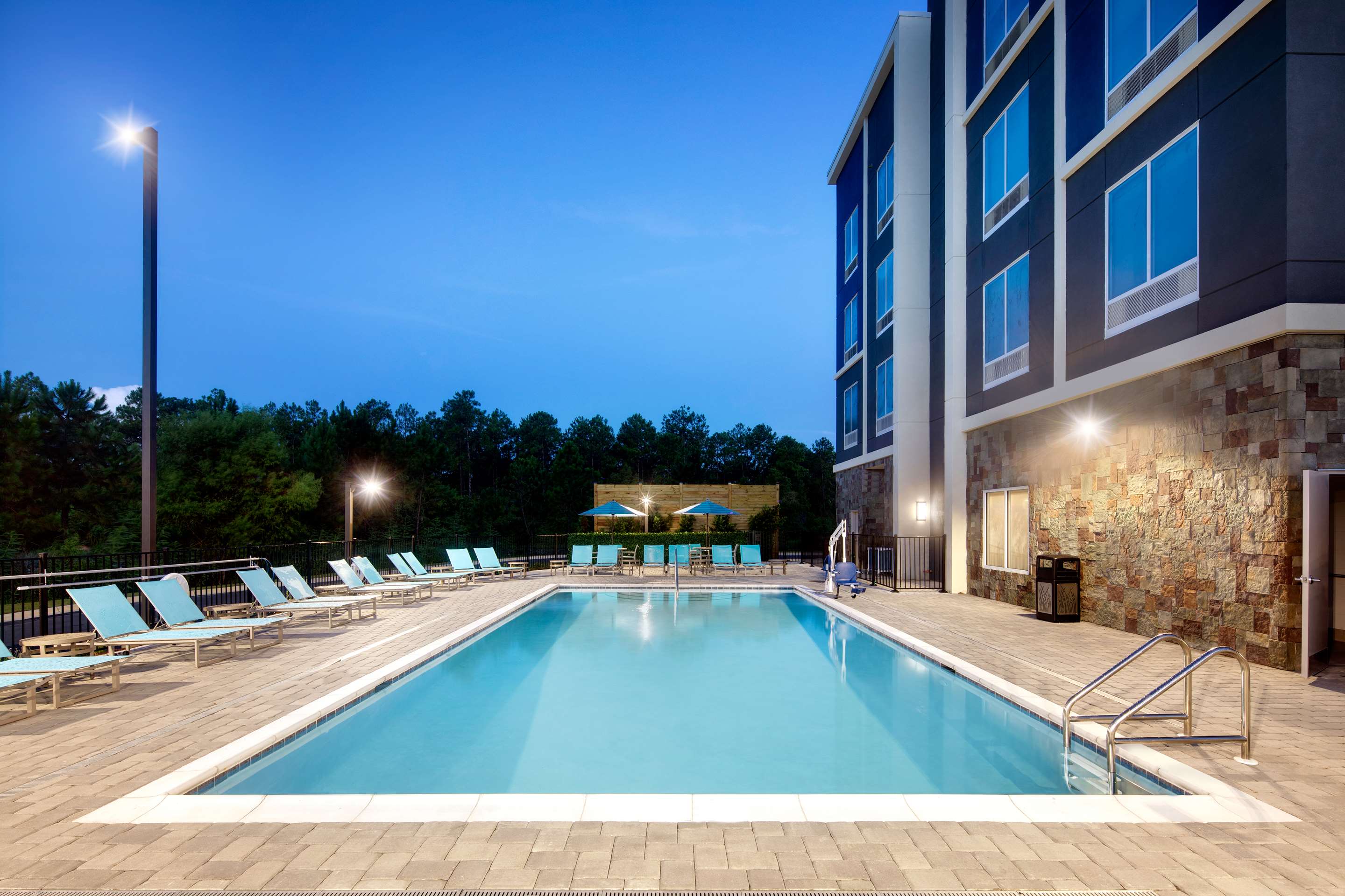 Pool | Hilton Garden Inn Panama City Airport