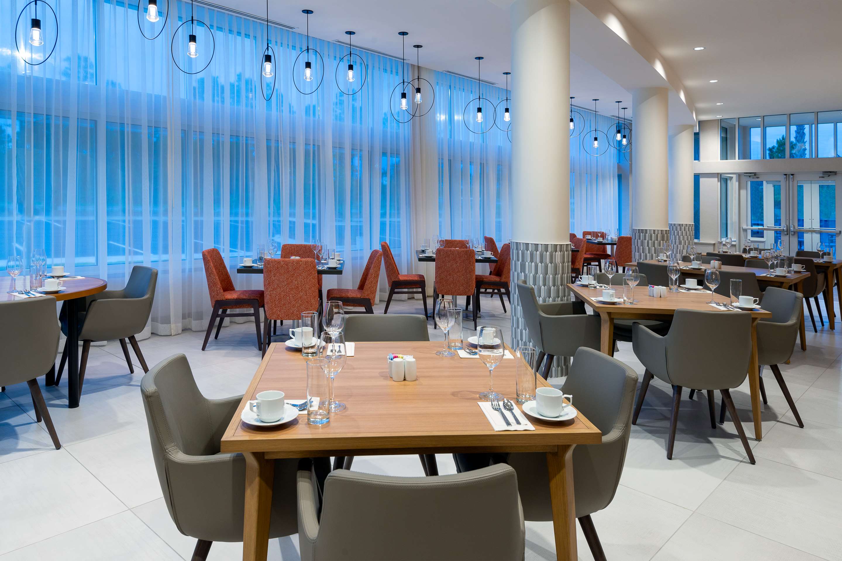 Restaurant | Hilton Garden Inn Panama City Airport