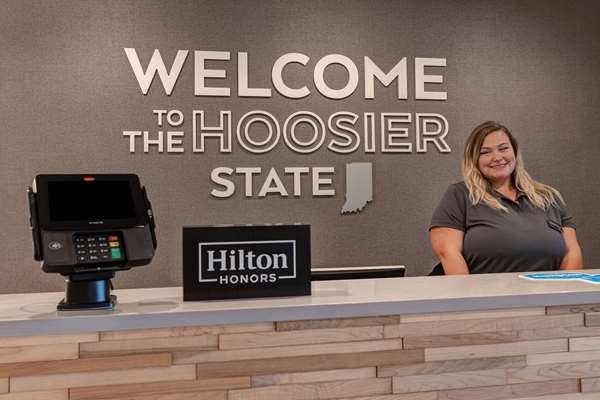  - Hampton Inn Crown Point - I-65, Exit 249