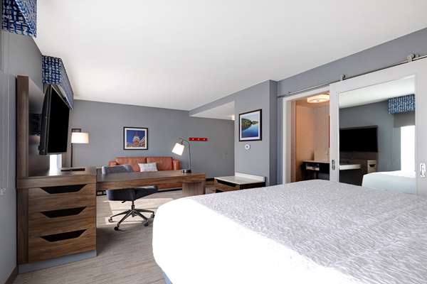  - Hampton Inn Crown Point - I-65, Exit 249