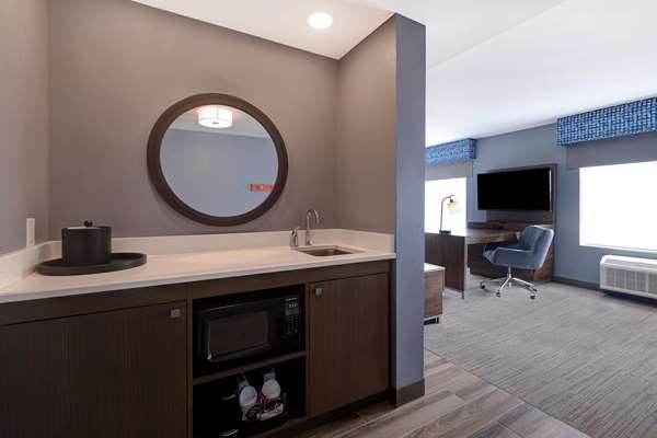  - Hampton Inn Crown Point - I-65, Exit 249