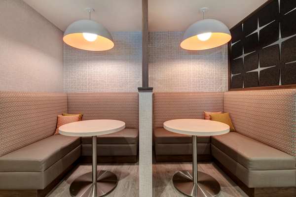 Conference Area - Hampton Inn Crown Point - I-65, Exit 249