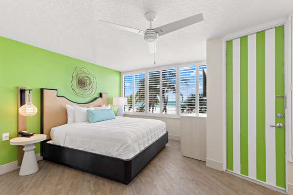 Suite - Bellwether Beach Resort St Pete Beach