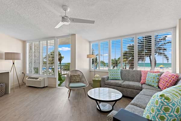 Suite - Bellwether Beach Resort St Pete Beach