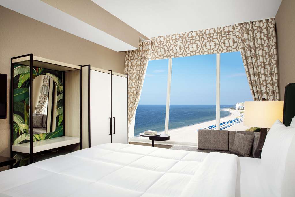 BELLWETHER BEACH RESORT-guestroom-Guest Room,Suite,On-Site.jpg