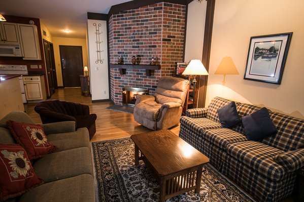 Suite - Abbey Resort Fontana