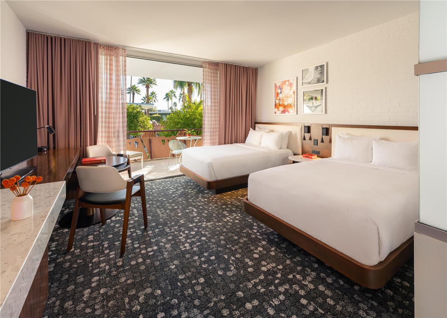 Guest photo
