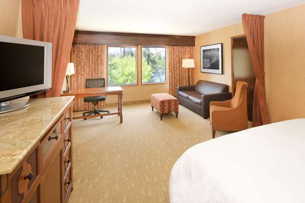  - Lake Arrowhead Resort & Spa