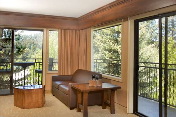 Suite - Lake Arrowhead Resort & Spa