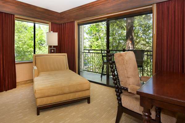 Suite - Lake Arrowhead Resort & Spa