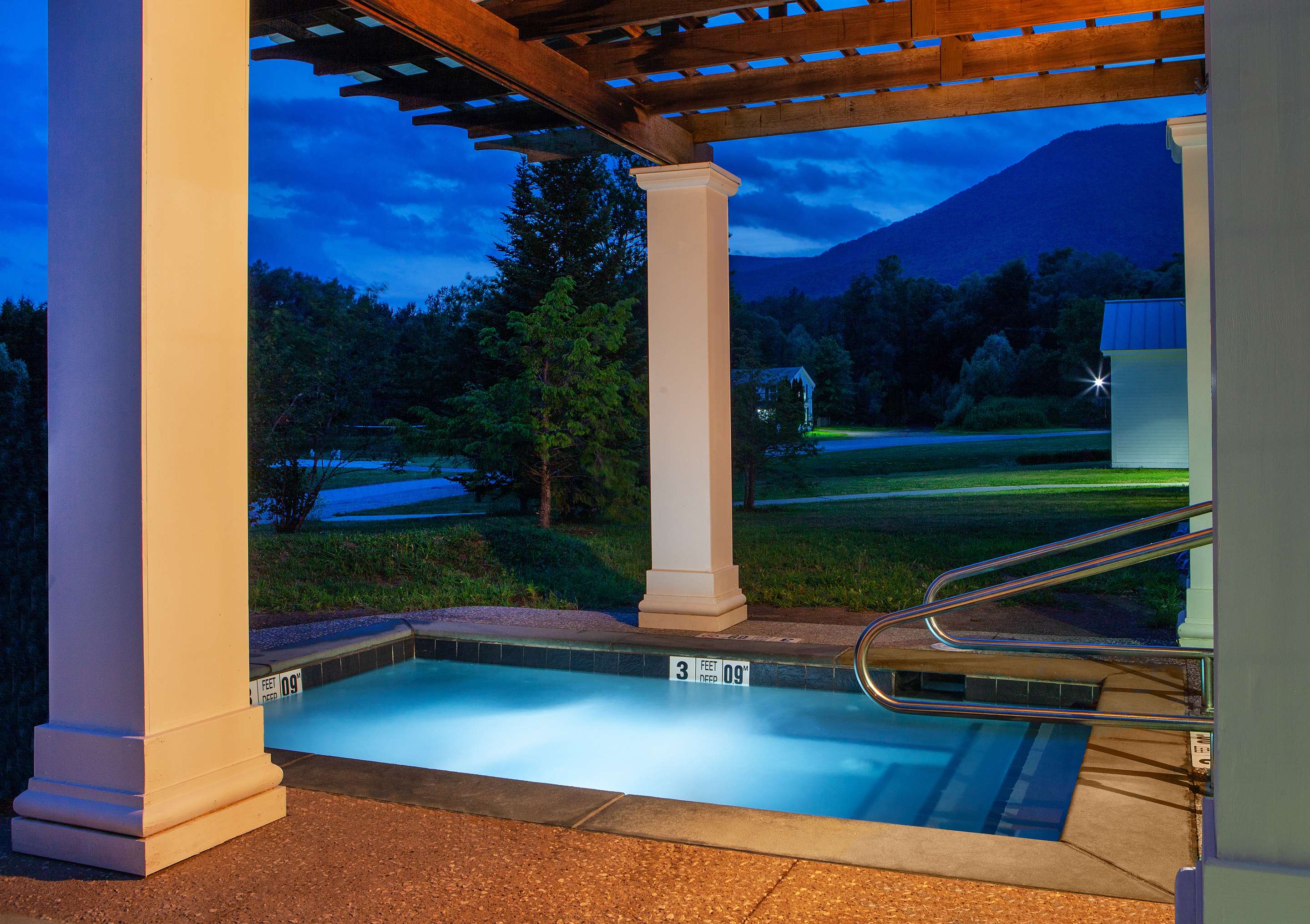 Outdoor Hot Tub