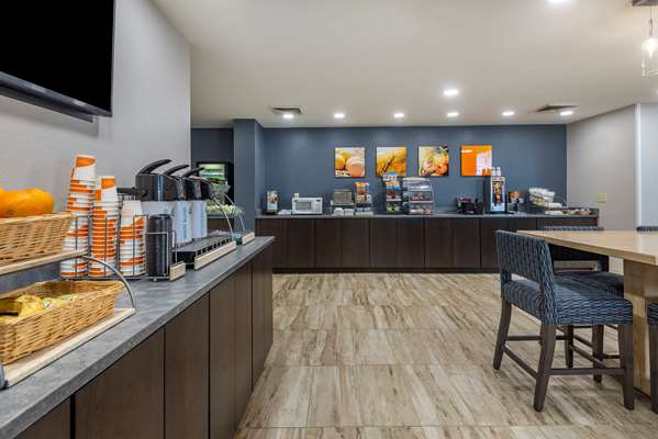 Amenities - Comfort Suites Huntersville - I-77, Exit 25
