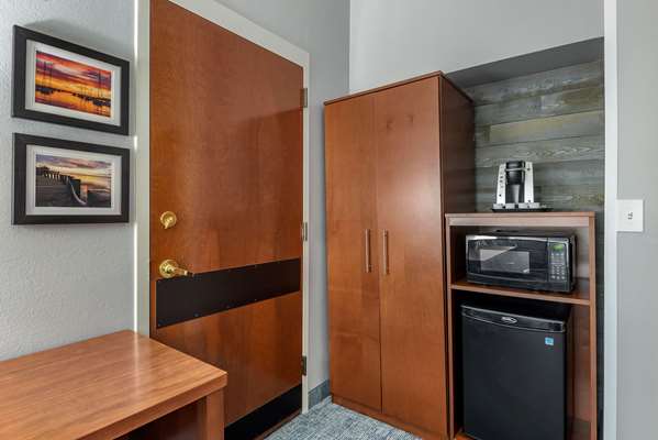 Suite - Comfort Suites Huntersville - I-77, Exit 25